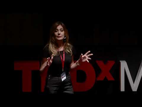Back to the future: i giovani visti da una Xennial | Gianna Angelini | TEDxMacerata